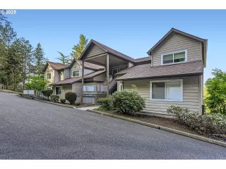 Photo #1: 245507934 Listing