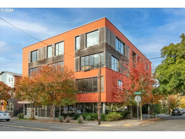 MLS: 24551284 Condo For Sale