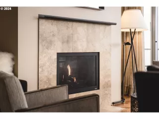 Photo #3: 24552783 Listing