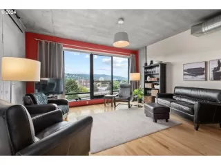 Photo #5: 24553958 Listing 