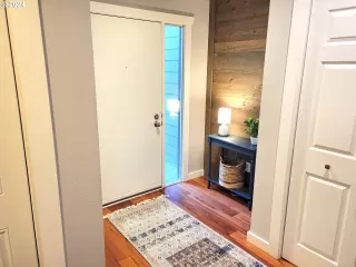 Photo #3: 24554458 Listing