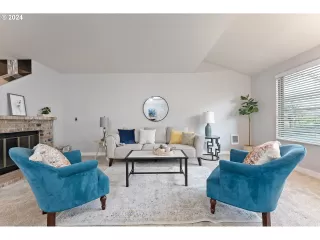 Photo #4: 24554458 Listing