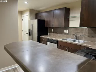 Photo #3: 24556325 Listing 