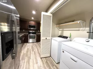 Photo #5: 24556325 Listing 