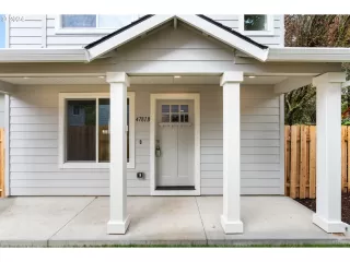 Photo #2: 24556651 Listing