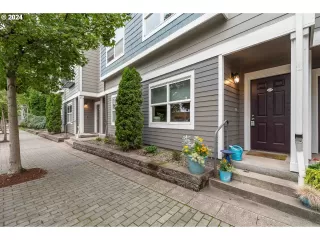 Photo #2: 24557960 Listing 