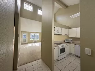 Photo #3: 245581265 Listing 