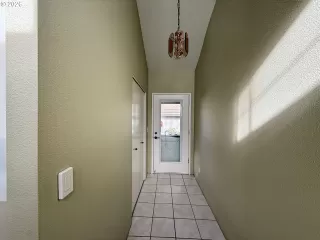 Photo #5: 245581265 Listing 