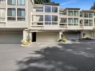 Photo #1: 24560211 Listing 