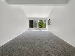 Photo #5: 24560211 Listing 