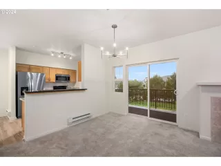 Photo #2: 24560265 Listing 