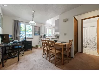 Photo #2: 24560697 Listing 