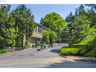 Photo #1: 24561756 Listing 
