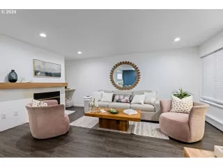 Photo #3: 24562349 Listing 