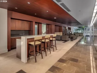 Photo #6: 24562901 Listing 