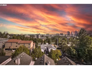 Photo #3: 24563873 Listing