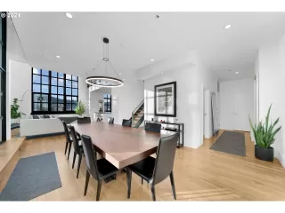 Photo #1: 24564006 Listing 