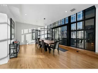 Photo #4: 24564006 Listing 