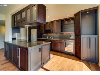 Photo #6: 24565584 Listing 