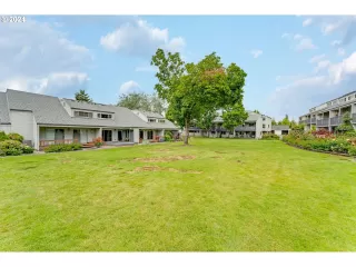 Photo #3: 24566532 Listing