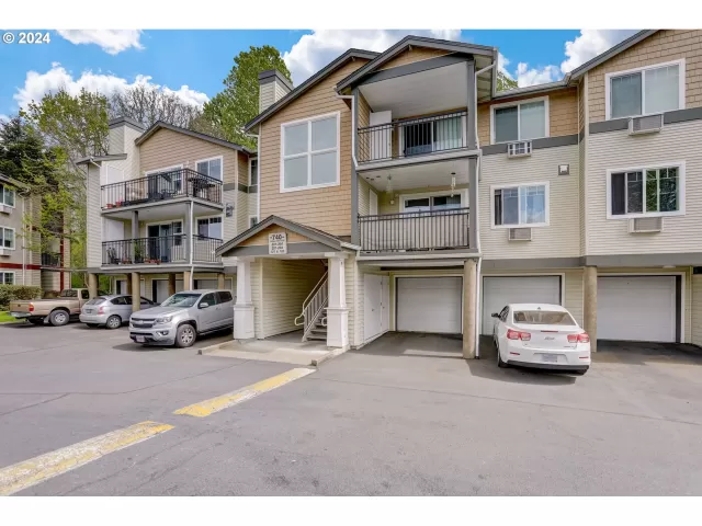 MLS: 24570619 Condo For Sale