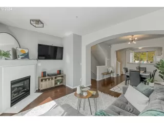 Photo #4: 24571147 Listing 
