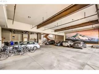 Photo #4: 24571476 Listing 