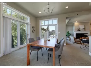 Photo #3: 24571906 Listing 