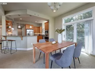 Photo #4: 24571906 Listing 