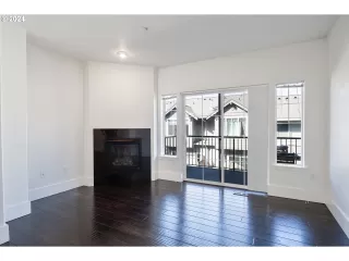 Photo #2: 24571907 Listing 