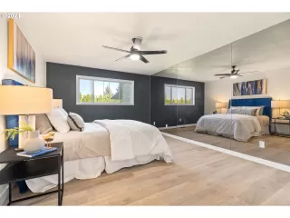 Photo #5: 24572875 Listing