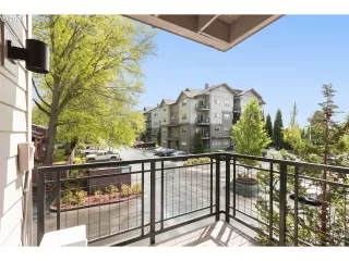 Photo #5: 24573589 Listing