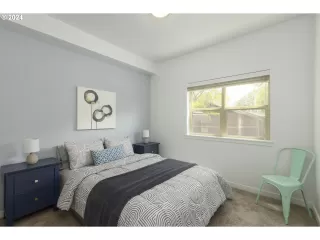 Photo #6: 24573589 Listing