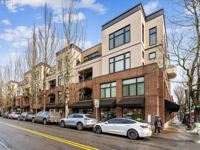 MLS: 24573862 Condo For Sale