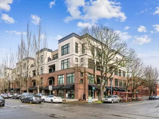 Photo #1: 24573862 Listing