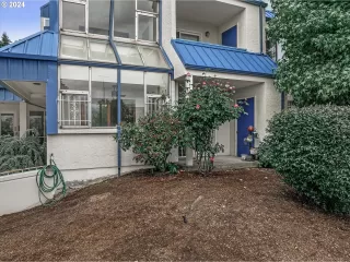 Photo #4: 24576025 Listing 