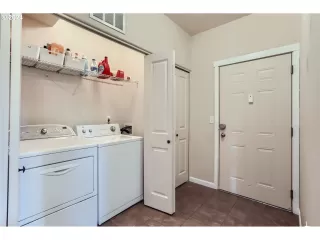 Photo #4: 24576782 Listing