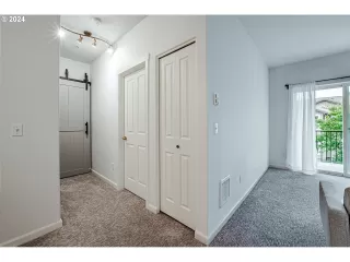 Photo #5: 24576829 Listing 