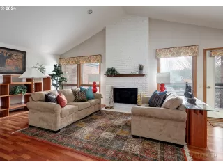 Photo #5: 24578091 Listing 