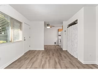 Photo #2: 24579427 Listing 