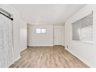 Photo #4: 24579427 Listing 