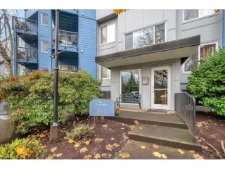 Photo #1: 24580042 Listing