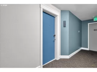 Photo #3: 24580042 Listing