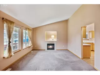 Photo #3: 24581450 Listing