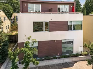 Photo #1: 24581737 Listing