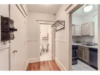 Photo #1: 24581860 Listing 