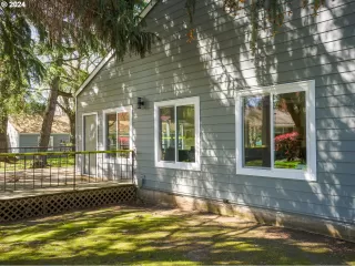 Photo #6: 24582149 Listing