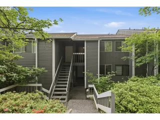 Photo #1: 245824062 Listing 