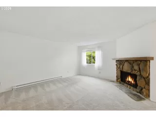 Photo #6: 245824062 Listing 