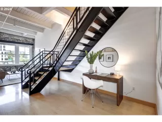 Photo #2: 24584186 Listing 